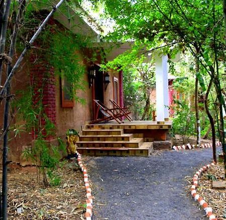 Lemon Tree Wildlife Resort, Bandhavgarh Tāla Eksteriør bilde