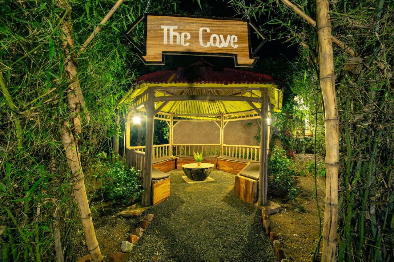 Lemon Tree Wildlife Resort, Bandhavgarh Tāla Eksteriør bilde