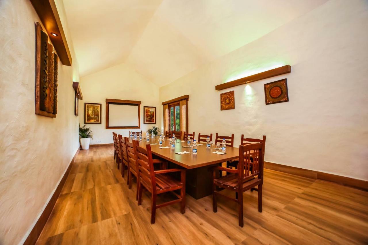 Lemon Tree Wildlife Resort, Bandhavgarh Tāla Eksteriør bilde